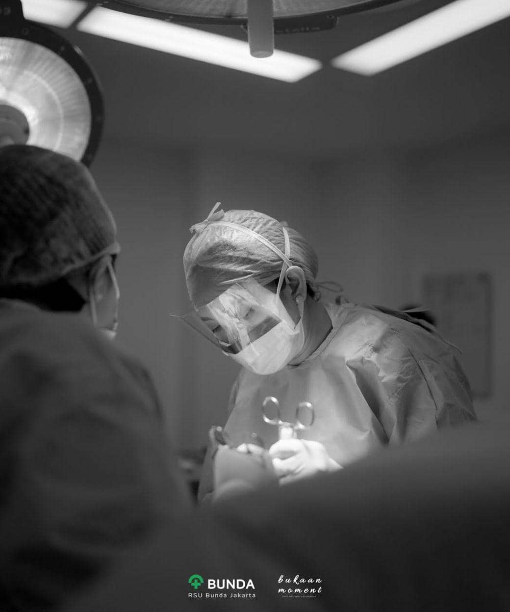 Langka! Zaskia Sungkar Lahirkan Baby Urwah secara En Caul, Apa Artinya? 5.jpg