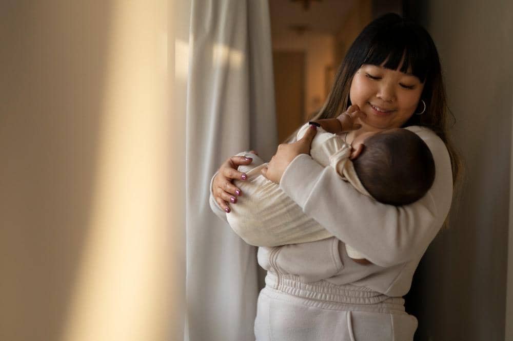 Postpartum Glow Itu Nyata atau Hanya Mitos? Ini Faktanya!