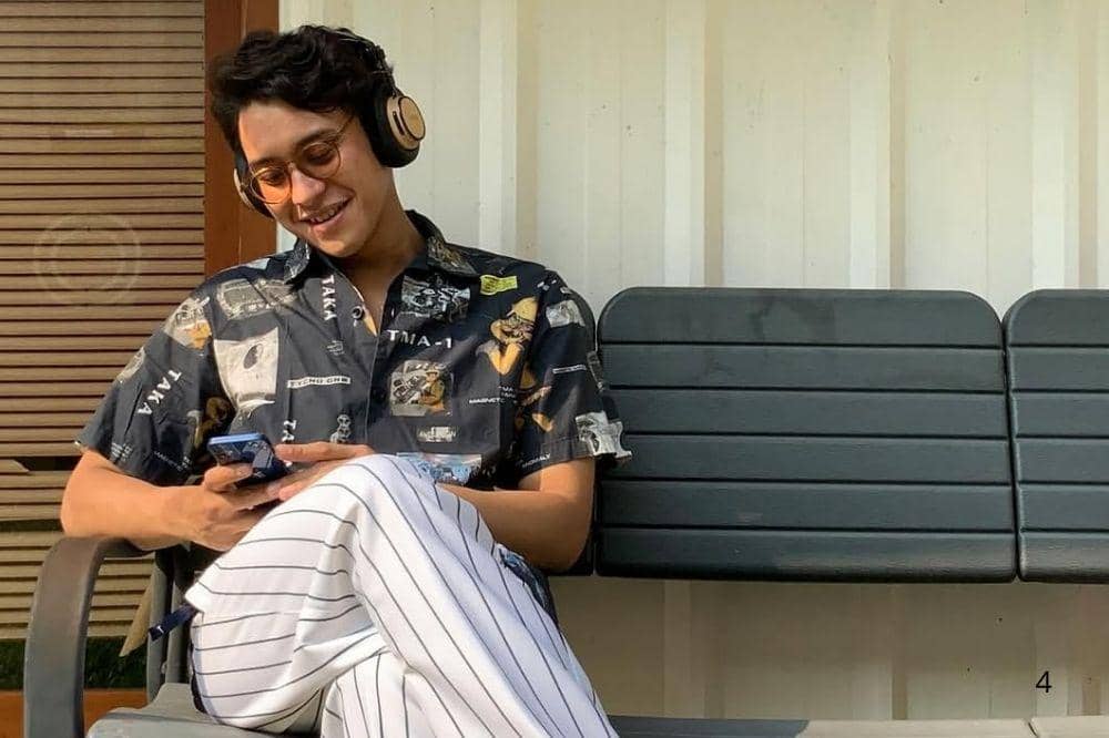 Berapa Perbedaan Usia Davina Karamoy dan Ardhito Pramono.4.jpg