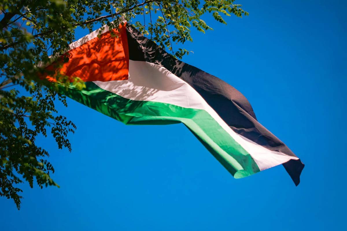 Palestina menjadi salah satu pihak pertama yang mendukung Indonesia
