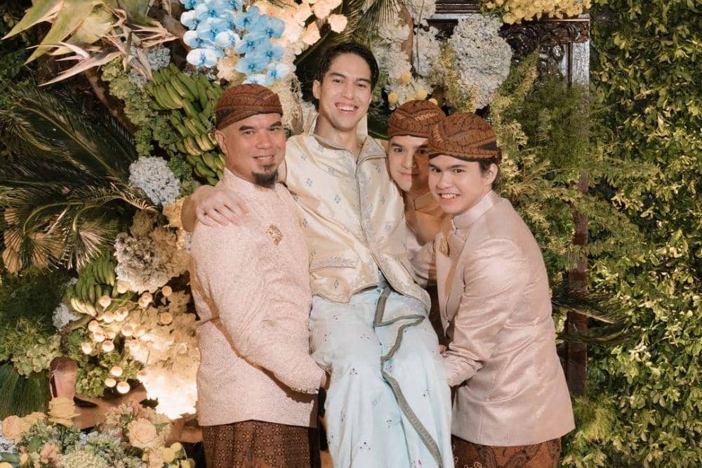 El Rumi Menikah, Ahmad Dhani Sebut Anak Laki-Laki Milik Ayahnya
