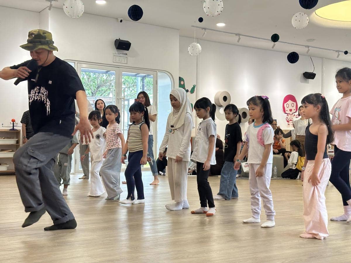 Breaking Trial Class by Kreate_NAMARINA.DOC.HEIC