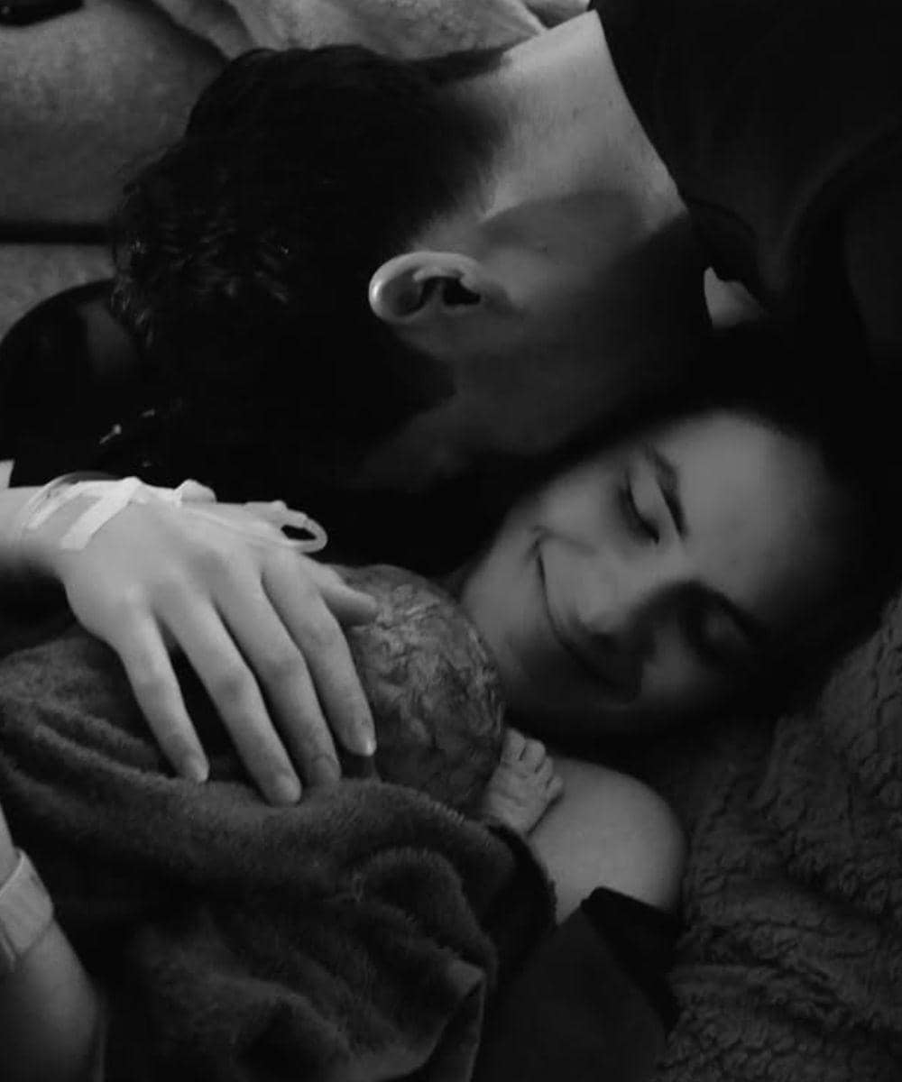 Dibantu Bidan Profesional, Steffi Zamora Tak Ada Trauma Melahirkan (1).jpg