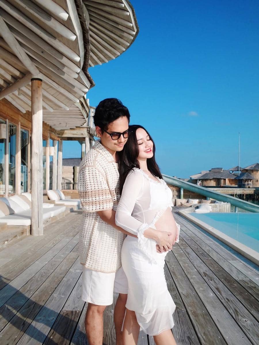 Instagram.com/nandaarsynt