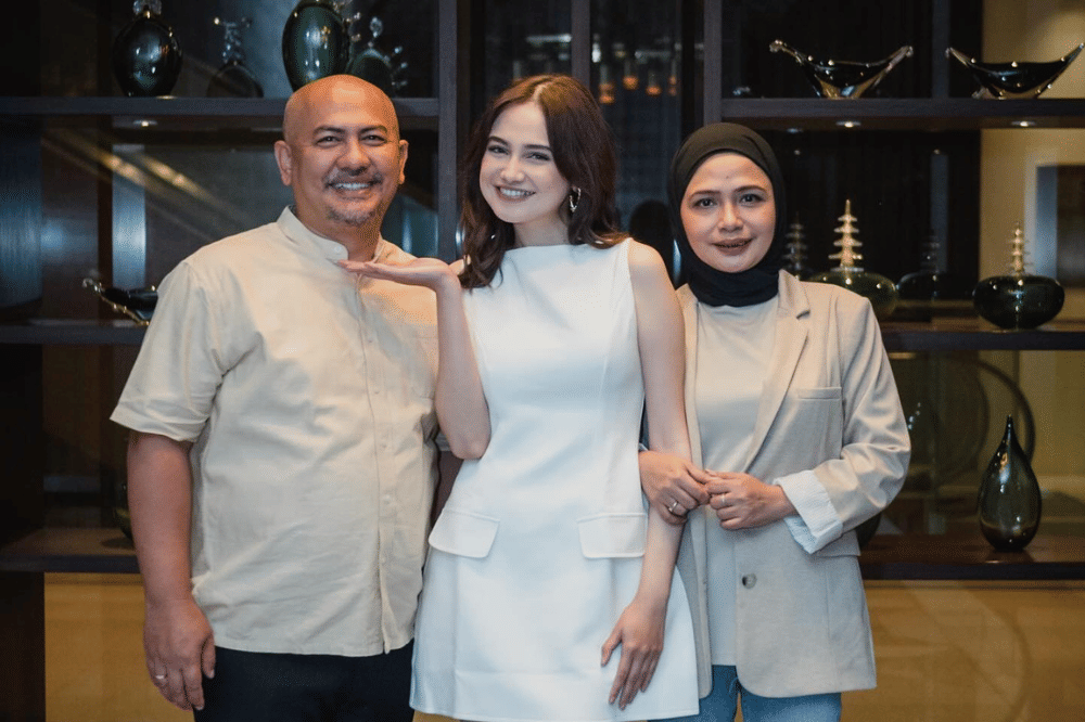 Papa sambung Syifa Hadju 