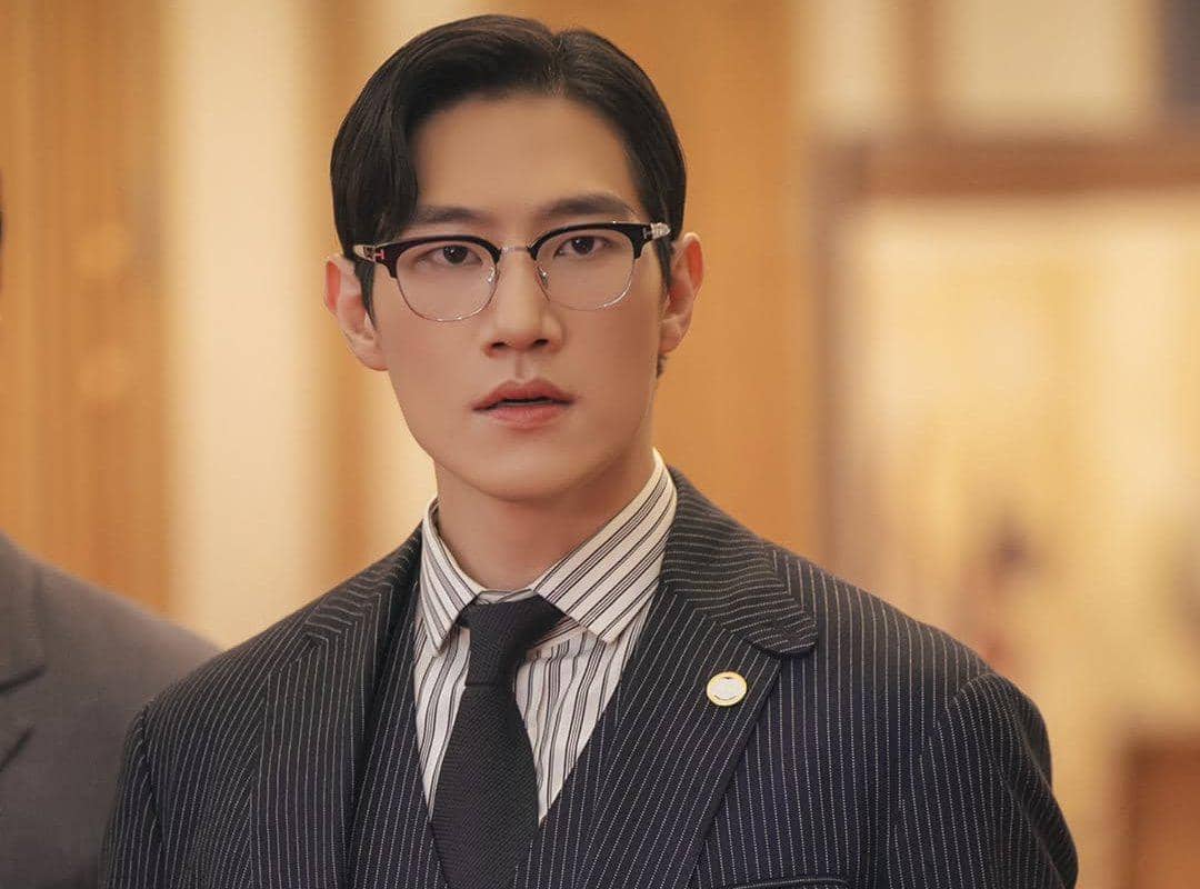 still cut drama Korea Perfect Crown