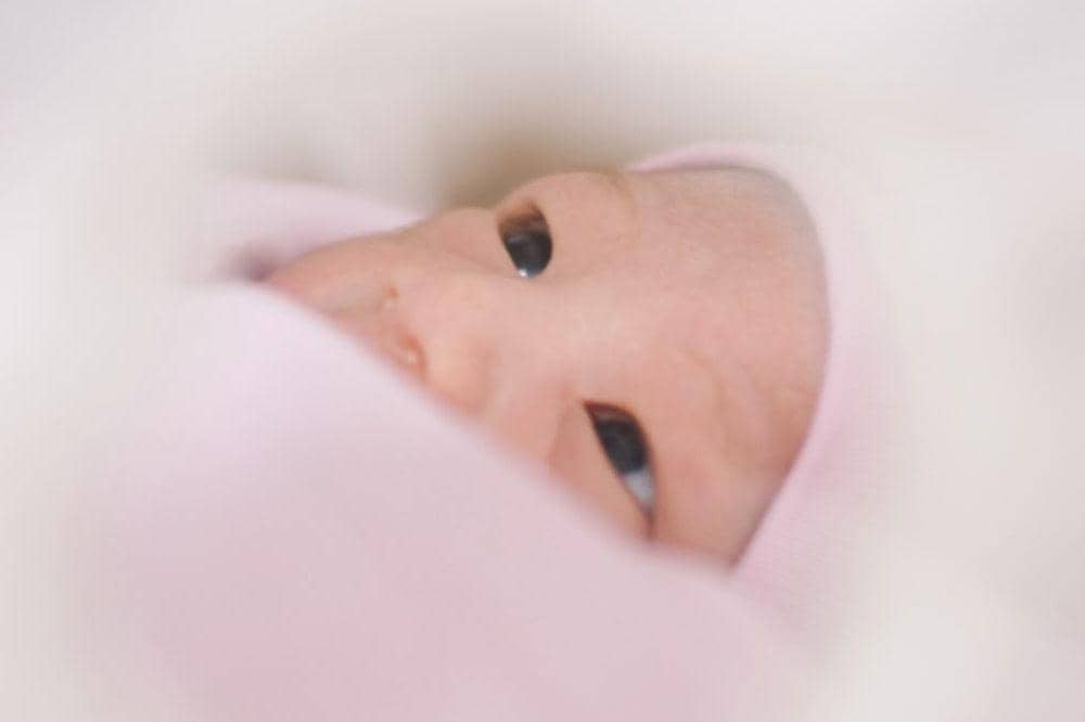 Sangun Ragahdo Dikaruniai Anak Pertama Berjenis Kelamin Perempuan