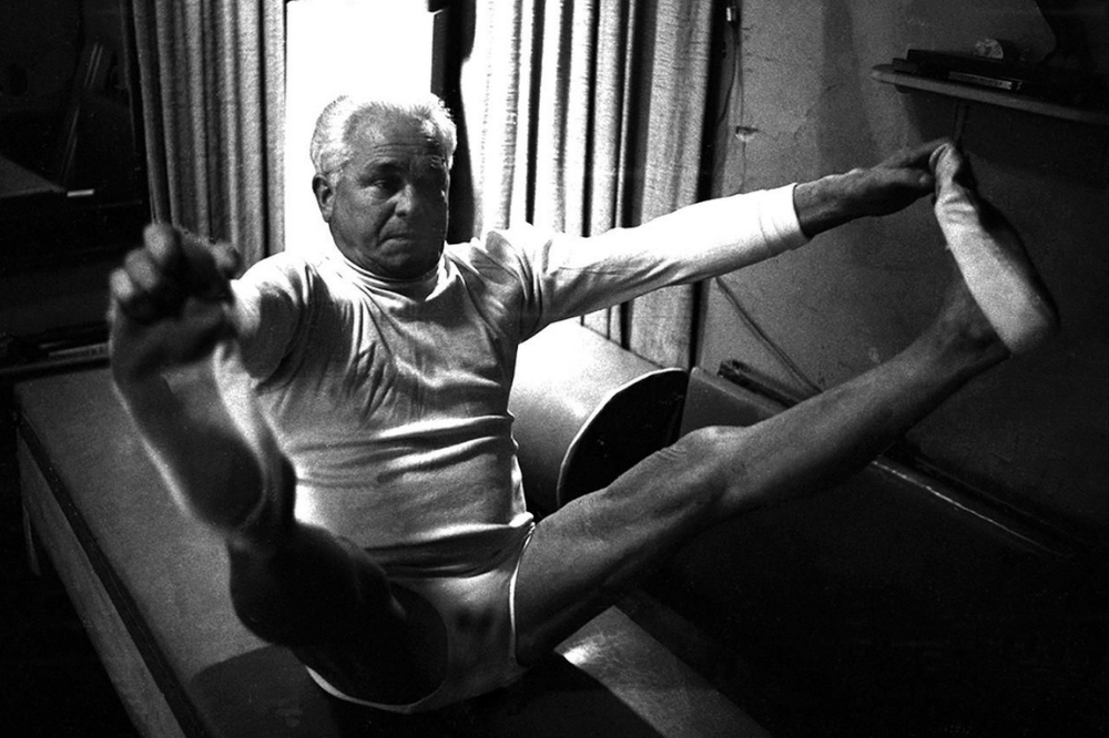 Asal Usul Pilates, Berawal dari Ranjang Rumah Sakit Penjara (2).png