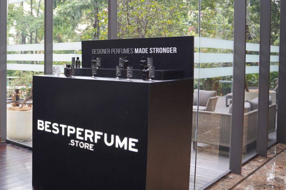 Cara Pakai Parfum Agar Wangi Awet Seharian, Mama Wajib Tahu! 2.jpg