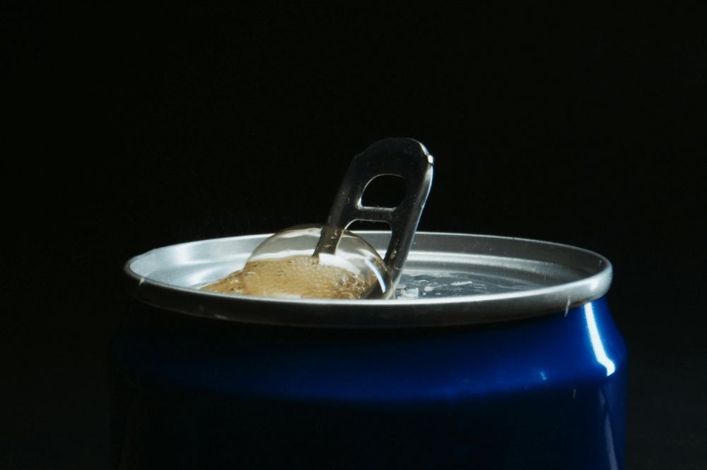 Sekaleng minuman berenergi 