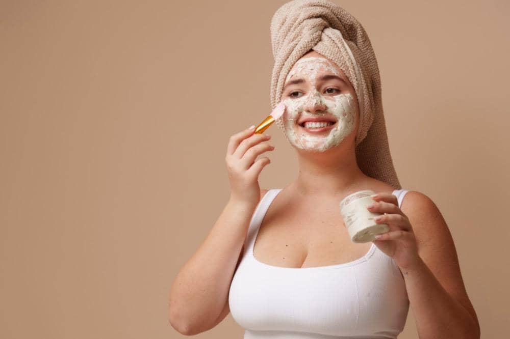 Edukasi Glass Skin: Cara Aman Eksfoliasi Kulit saat Hamil & Menyusui