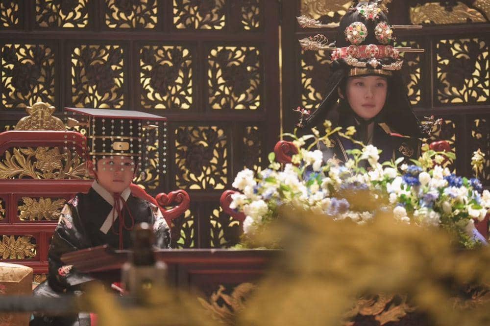 still cut drama Korea Perfect Crown