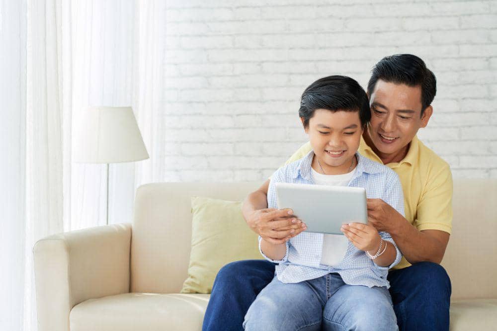 dampingi anak bermedia sosial.jpg