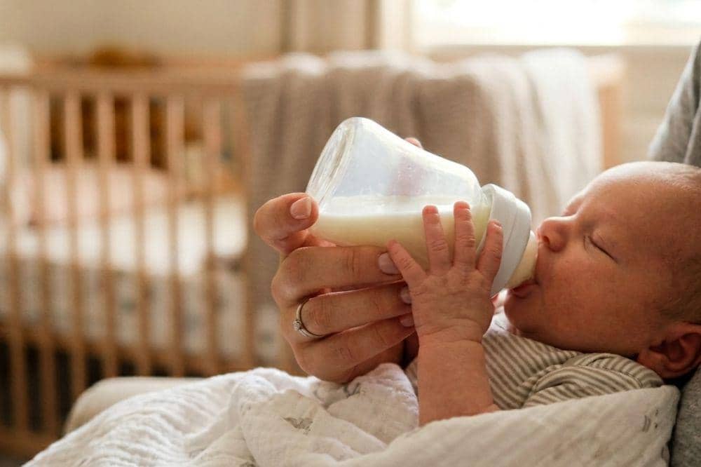 Perbedaan Susu Formula 0-6 Bulan dan 6-12 Bulan 3