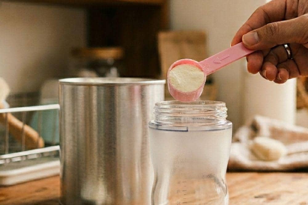 Perbedaan Susu Formula 0-6 Bulan dan 6-12 Bulan 4