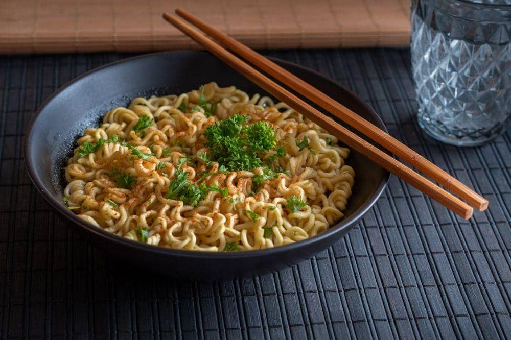 7 Bahaya Makan Mi Setiap Hari, Begini Dampaknya bagi Tubuh