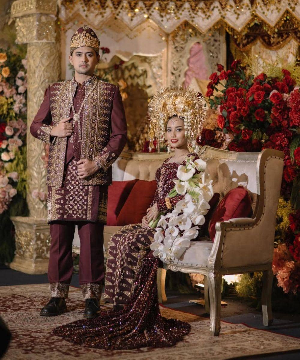 Detail Look Akad & Resepsi Siska-Indian Akbar, Adat Betawi & Minang! 5.jpg