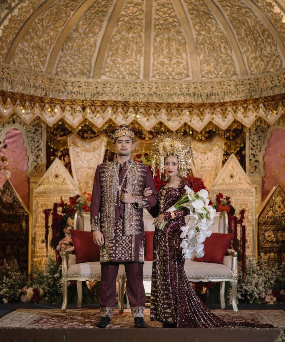 Detail Look Akad & Resepsi Siska-Indian Akbar, Adat Betawi & Minang! 4.jpg