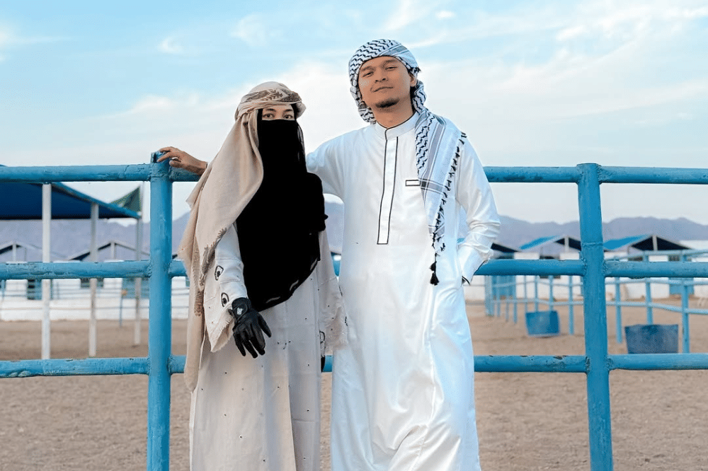 Fakta Pernikahan Anisa Rahma