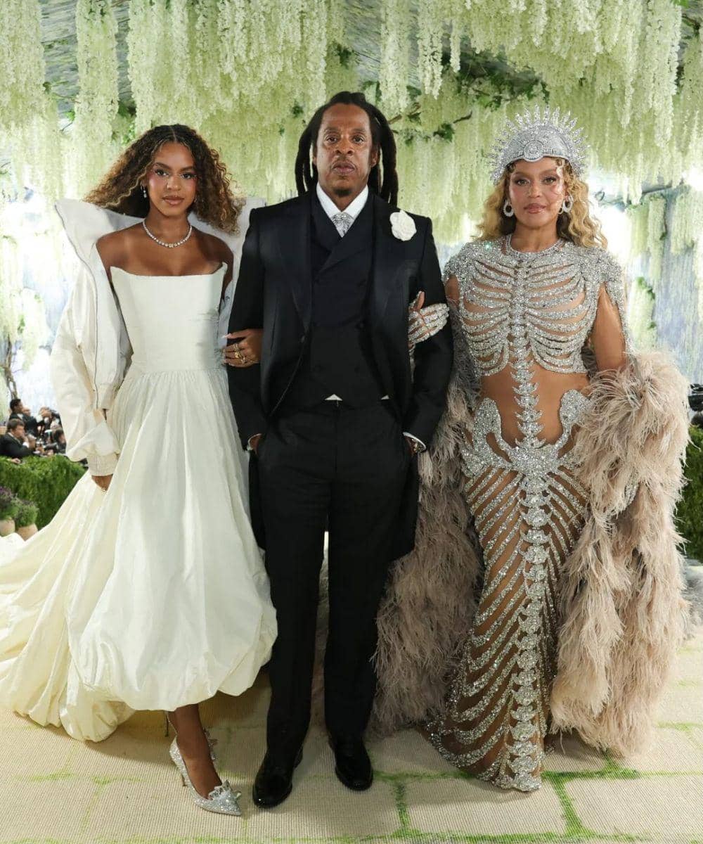 Kembali Setelah 10 Tahun, Intip Gaya Ikonik Beyoncé di Met Gala 2026! 8.jpg