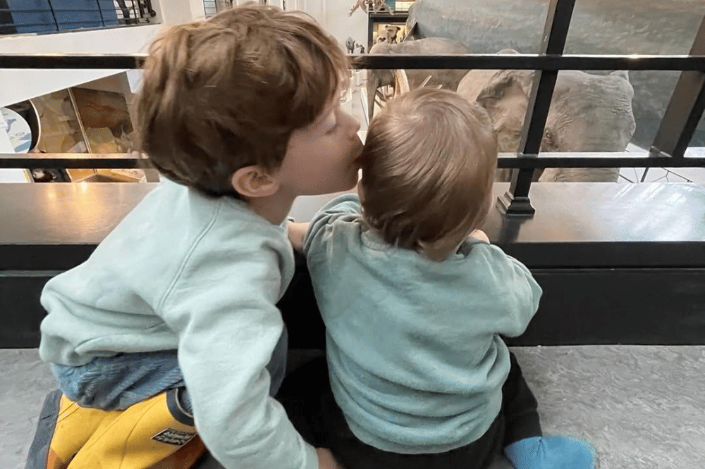Putri Eugenie Keponakan Raja Charles III Hamil Anak Ketiga 3.png