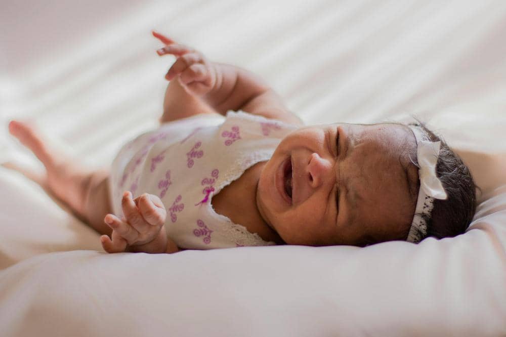 Penyebab Bayi Rewel setiap Mau Tidur dan Cara Mengatasinya