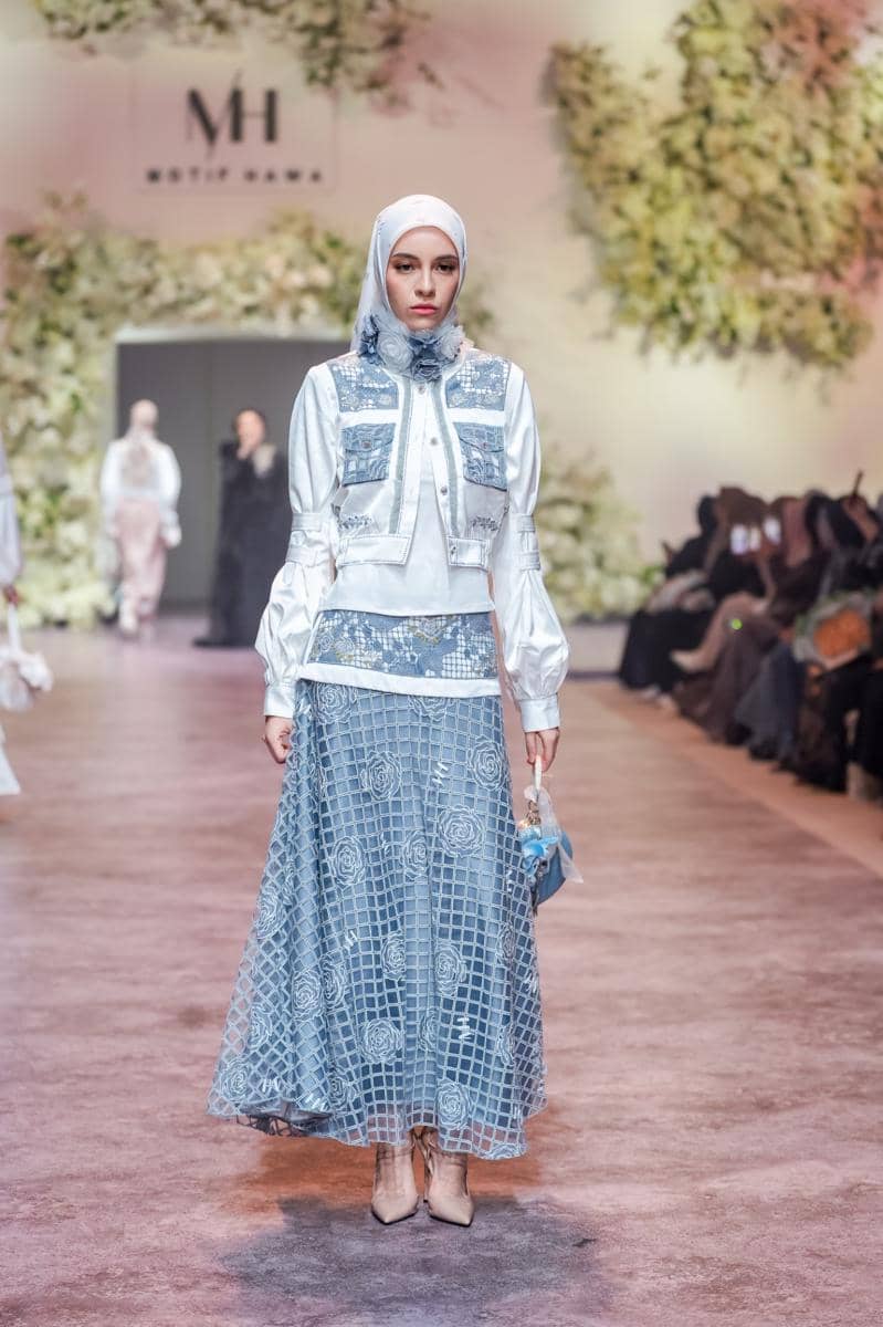 MOTIF HAWA-SEQUENCE 4-24.jpg