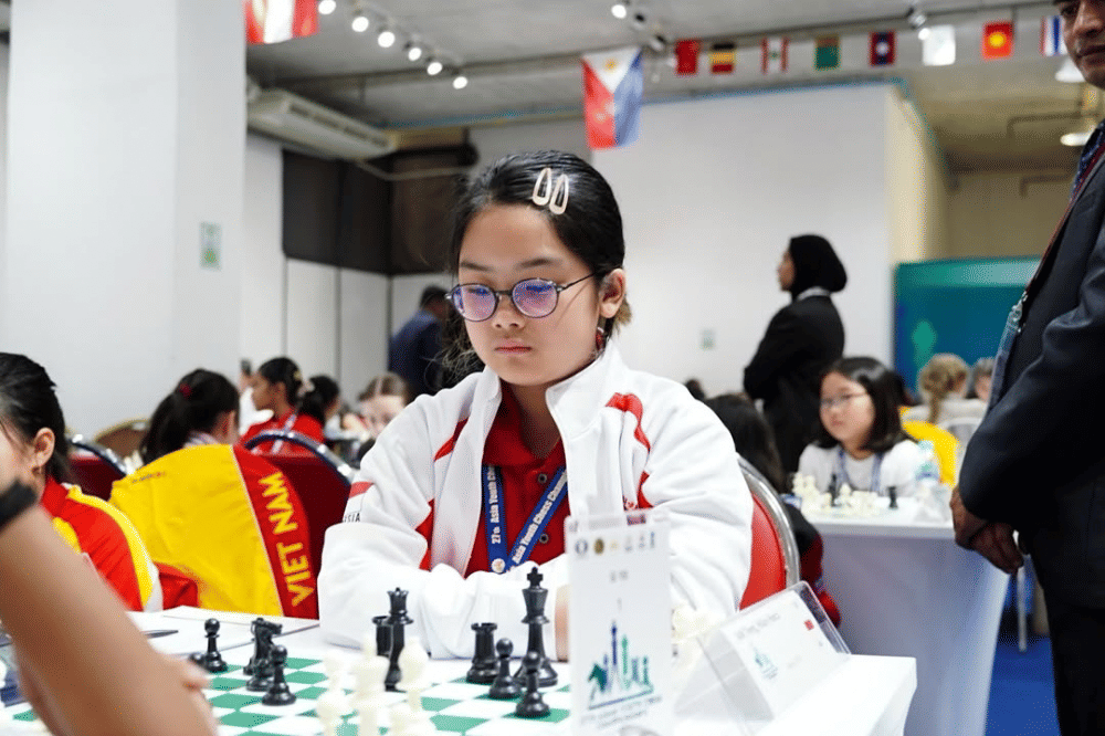 5 Fakta Hillary Erica Theng, Pecatur Muda RI Ranking 3 Dunia U-11