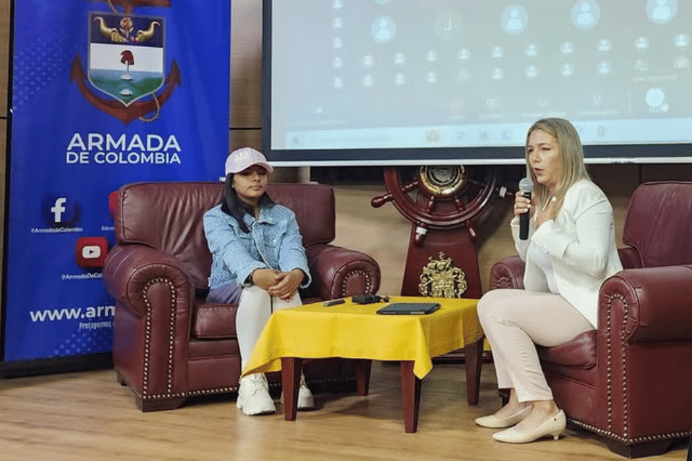 Adhara Sanchez saat menjadi pembicara 