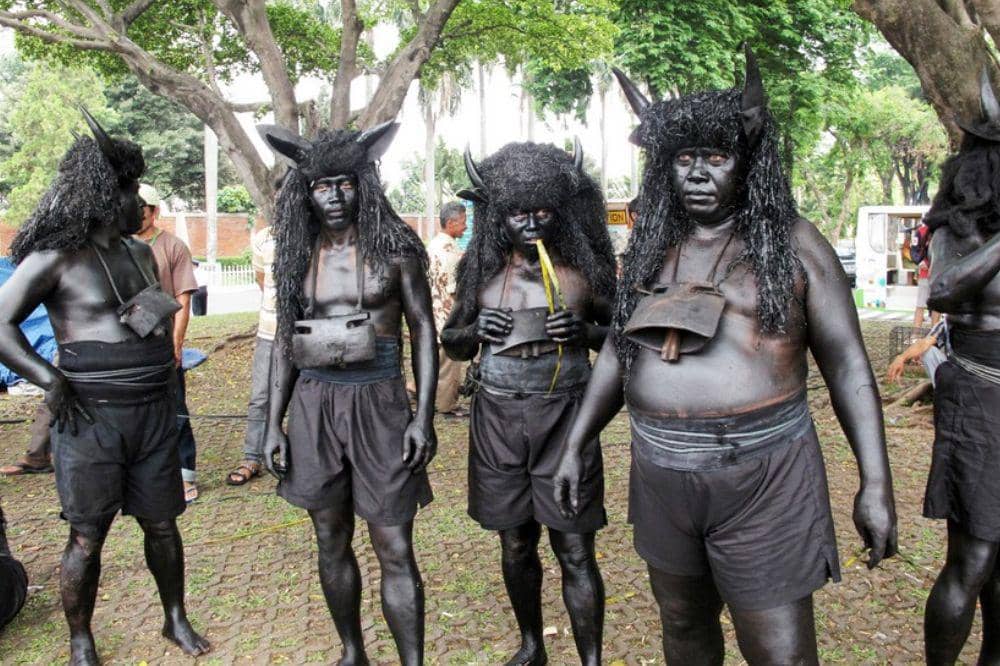 Kebo-keboan dari Banyuwangi.jpg