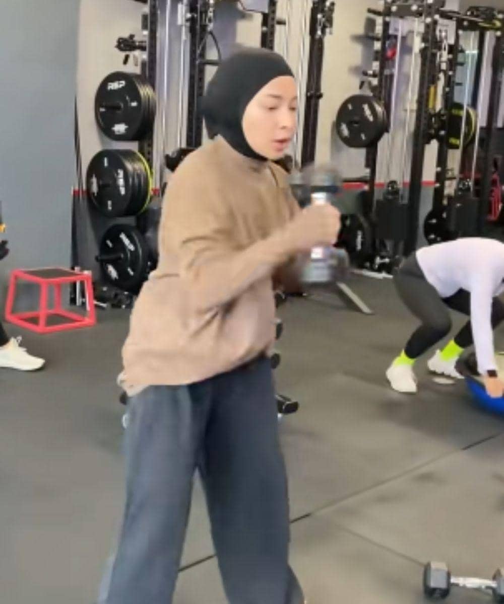 outfit olahraga hijab nikita willy
