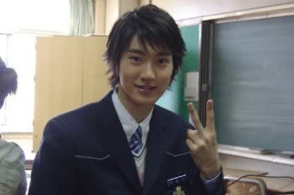 Perjalanan Karier Choi Siwon, Jadi Idol, Aktor, hingga Pengusaha (11).png