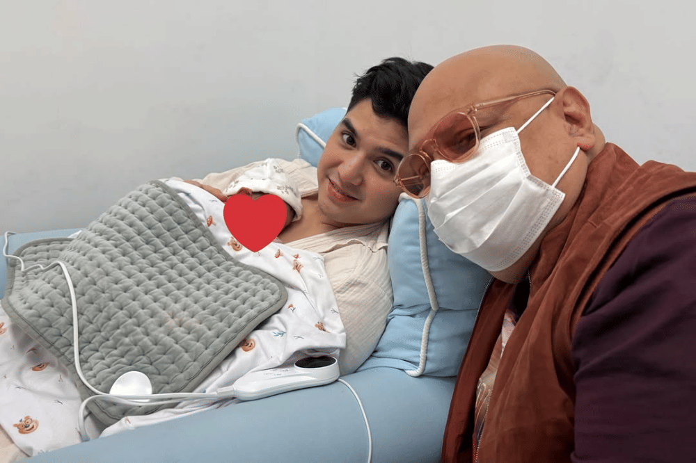 Potret Maia Estianty dan Irwan Mussry dengan Cucunya 4.png