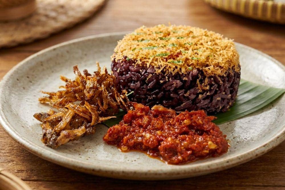 Makanan Khas Sulawesi Selatan 13.jpg