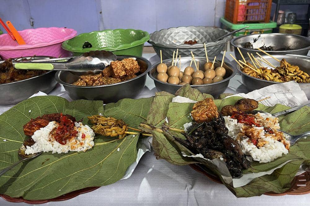 10 Makanan Khas Cirebon yang Lezat dan Wajib Dicoba