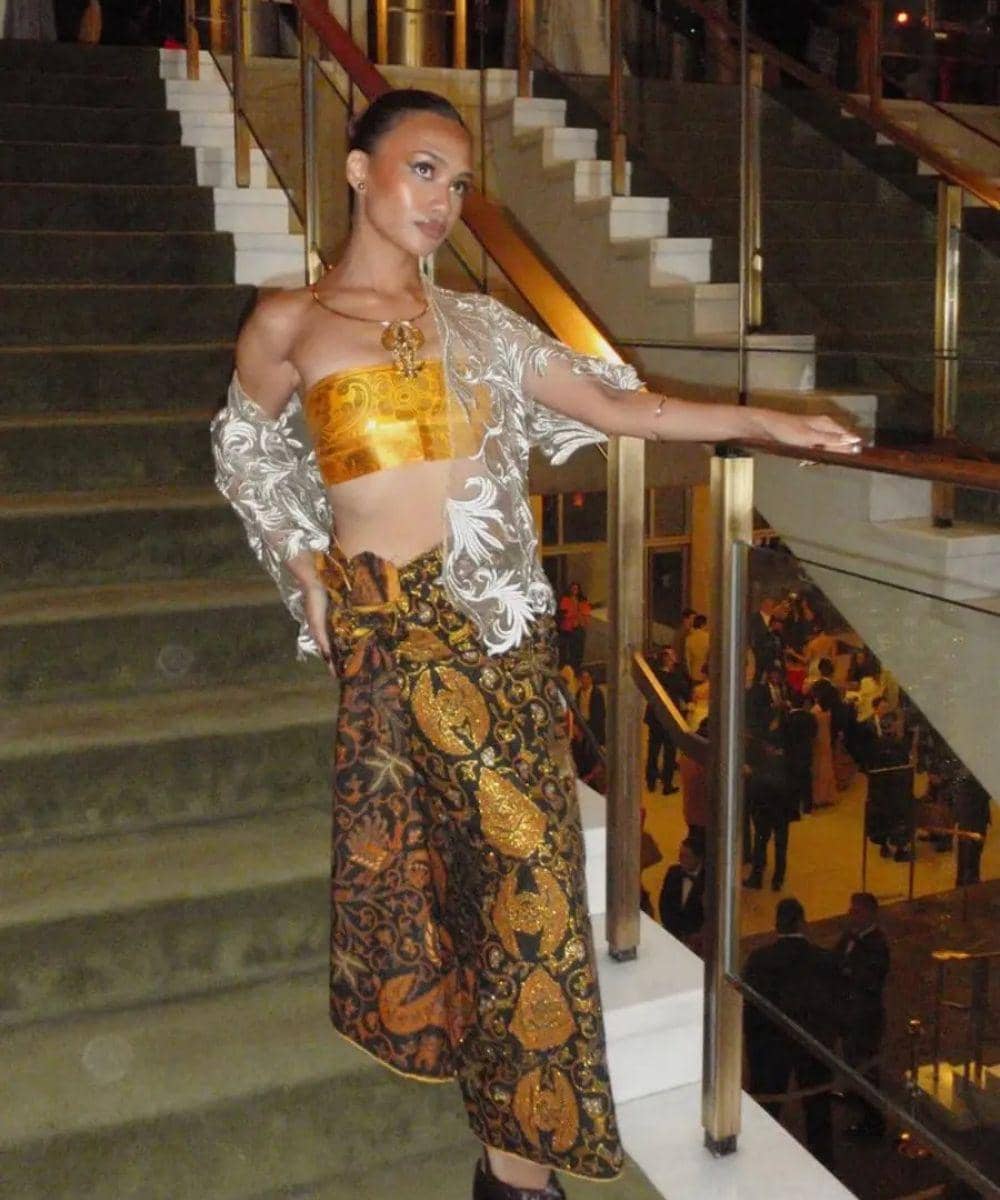Detail Look Member NO NA di Gold Gala 2026, Mewah dengan Wastra! 7.jpg