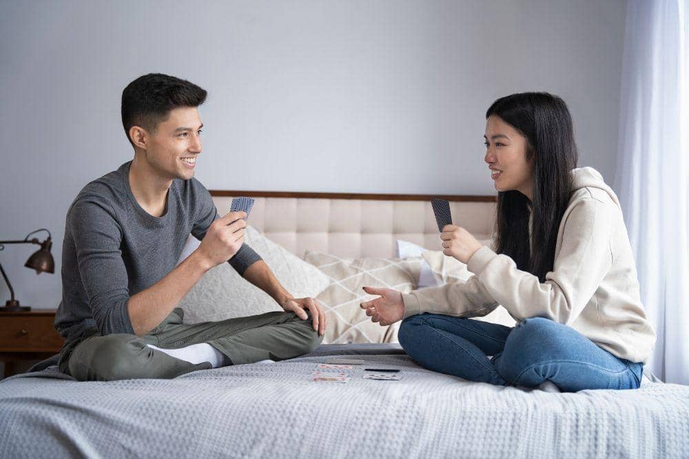 8 Cara Menghadapi Pasangan yang Selalu Mengungkit Masa Lalu