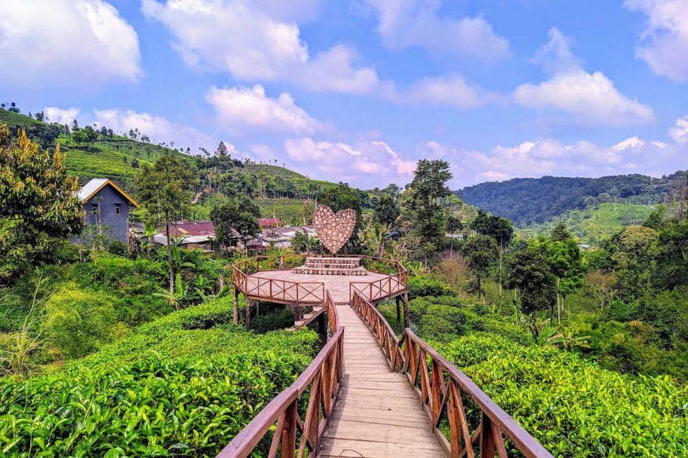 Wisata Alam Blitar 3.jpg