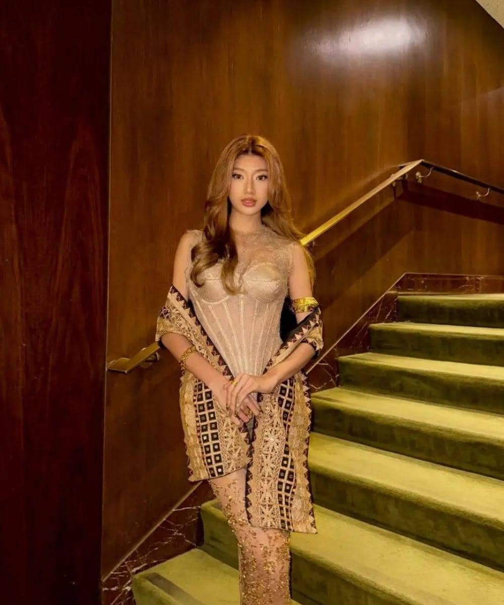 Detail Look Member NO NA di Gold Gala 2026, Mewah dengan Wastra! 2.jpg