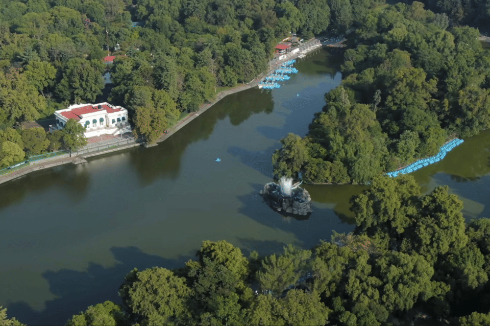 Danau di Bosque de Chapultepec