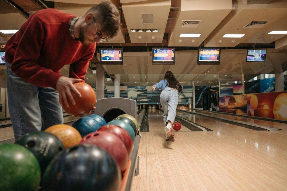 6 Tempat Bowling di Jakarta yang Seru untuk Hangout