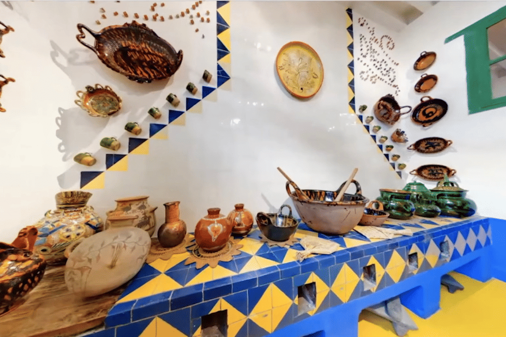Koleksi museum Frida Kahlo