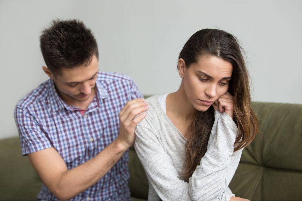 9 Cara Menghadapi Pasangan yang Suka Blokir