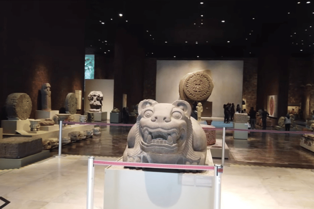 Koleksi museum national anthropology Mexico city