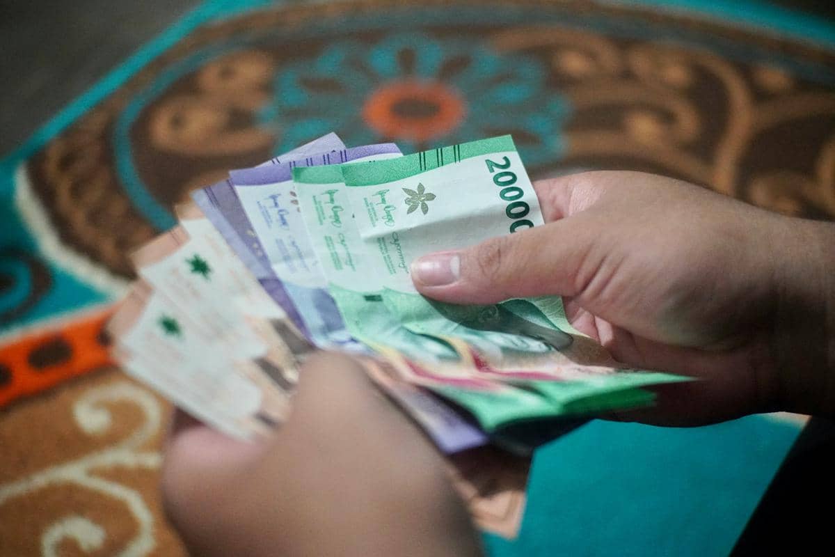 Rupiah Makin Melemah, Apa yang Bisa Dilakukan Masyarakat?