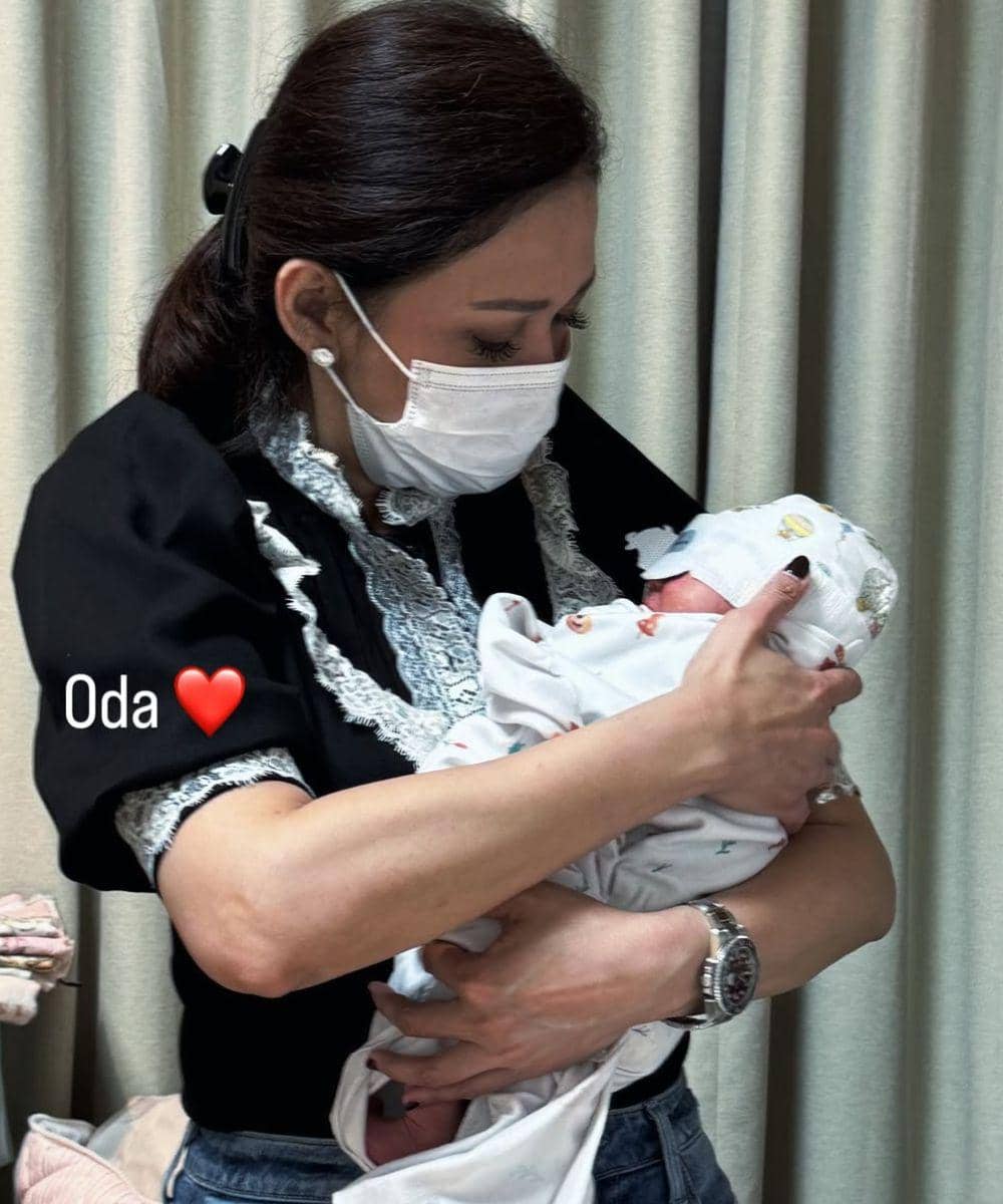 Foto Anak Al Ghazali dan Alyssa Daguise 6