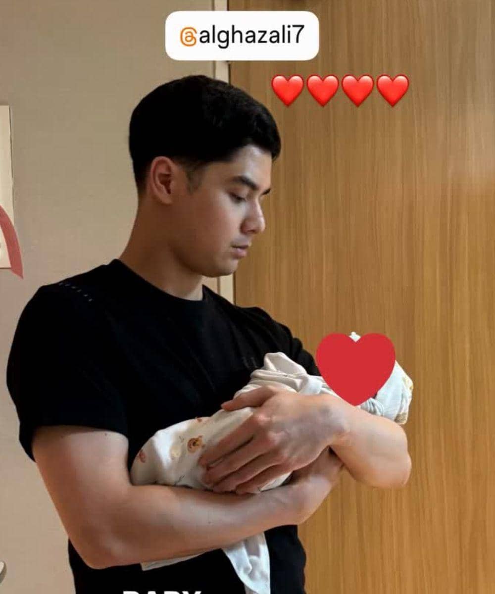  Foto Anak Al Ghazali dan Alyssa Daguise 5