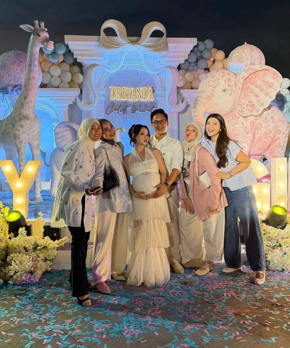 artis di gender reveal nanda arsyinta