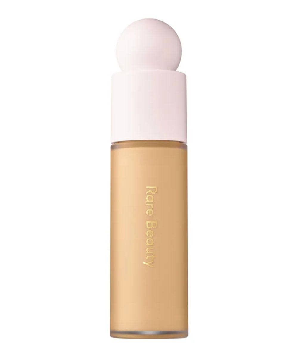7 Rekomendasi Foundation untuk Tren Skin-First Beauty 1.jpg