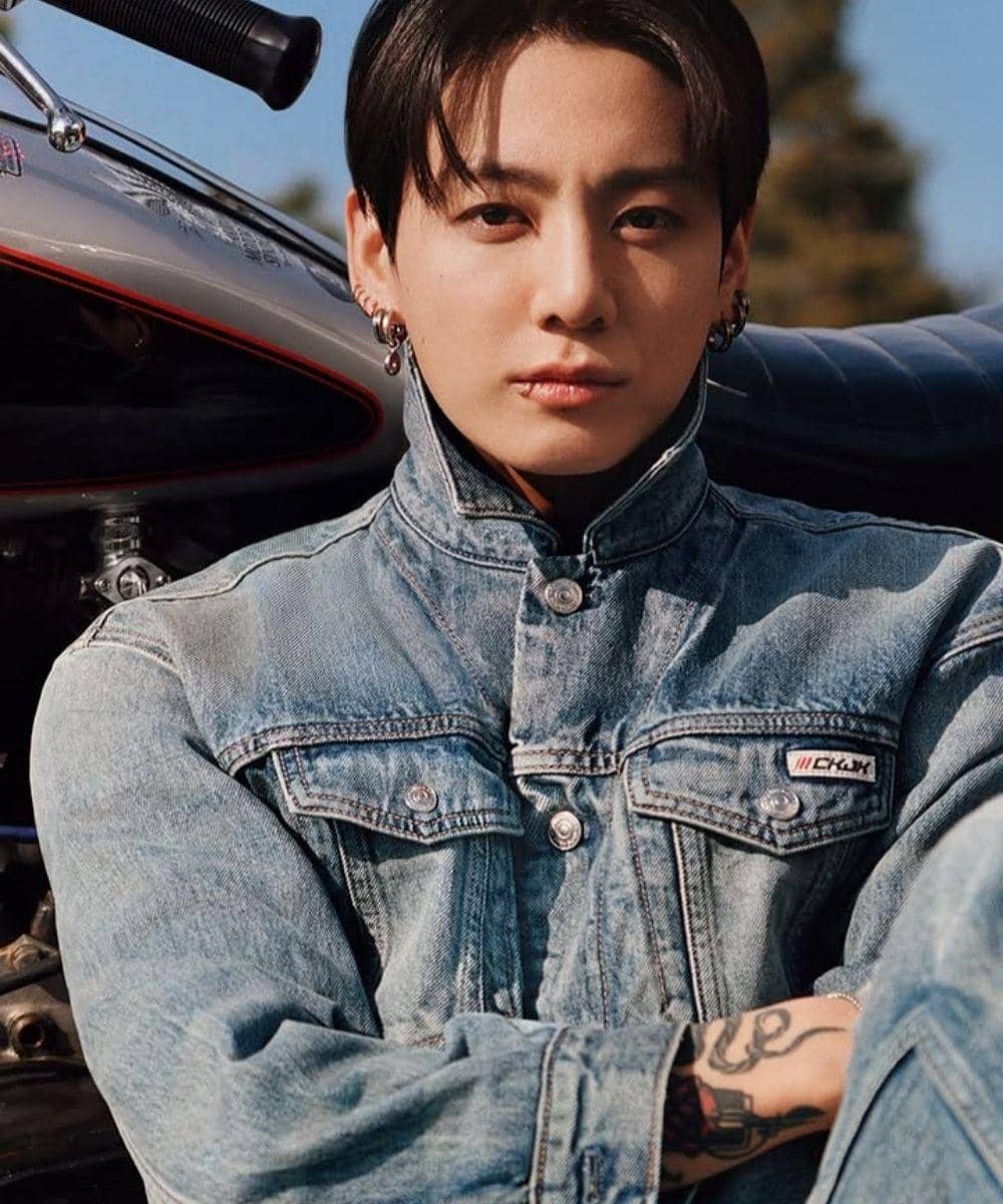 Jungkook BTS Rilis Capsule Collection Pertama untuk Calvin Klein! 5.jpg